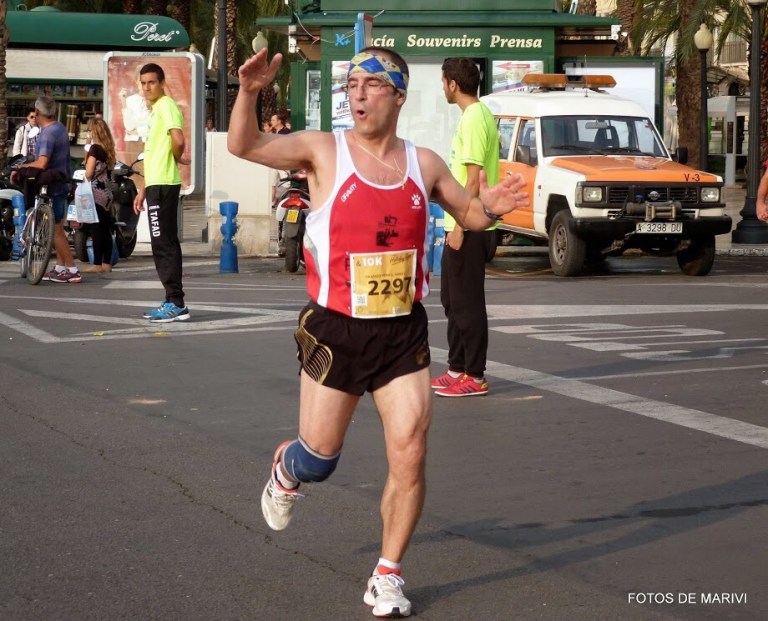 Ángel Granizo durante el desarrollo de la carrera de 10 km