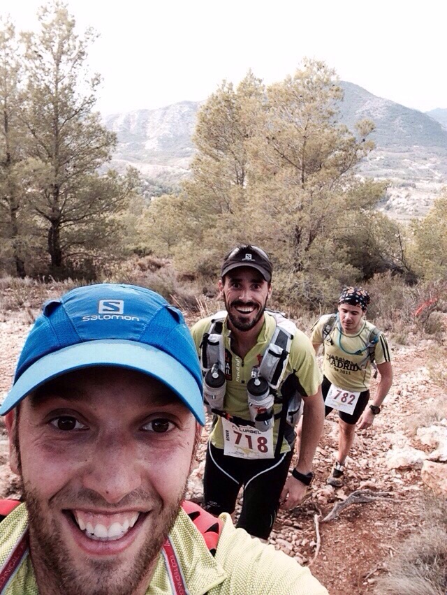 Vicente, Rober y Tony en un tramo de subida