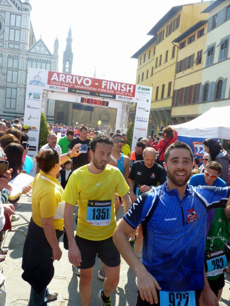 Luis Camarasa, tras cruzar la línea de meta