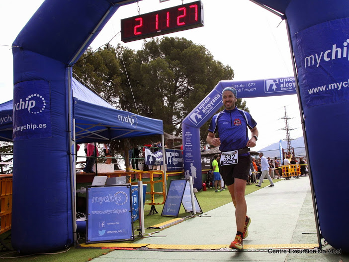 José Francisco Giménez entrando en meta