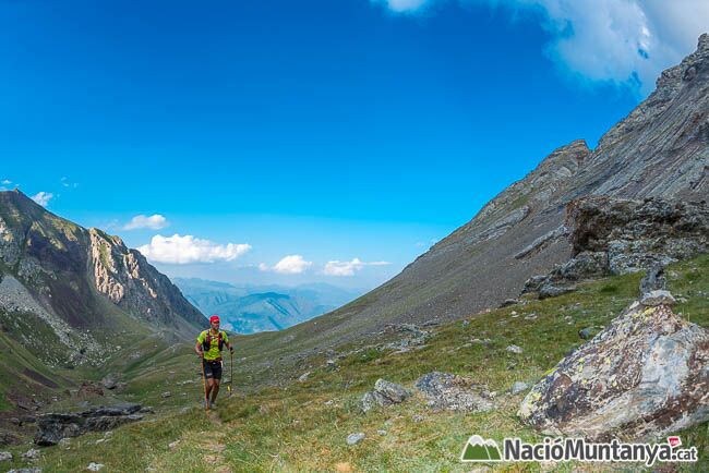 Jorge Máñez ascendiendo en una de las duras subidas