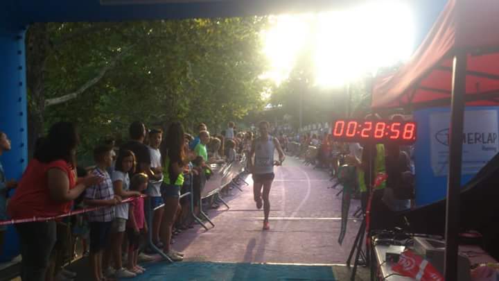 Iván Berbegal llegando a meta