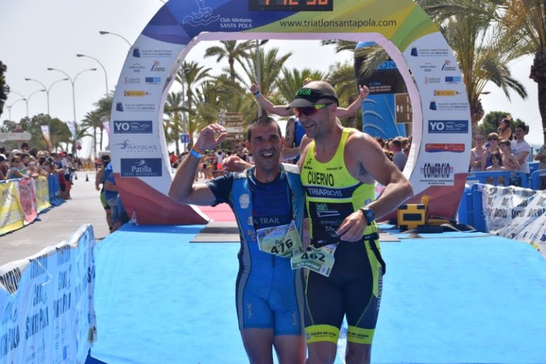 Raúl Domene corriendo