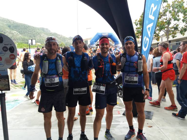 Compañeros en Camí de Cabres