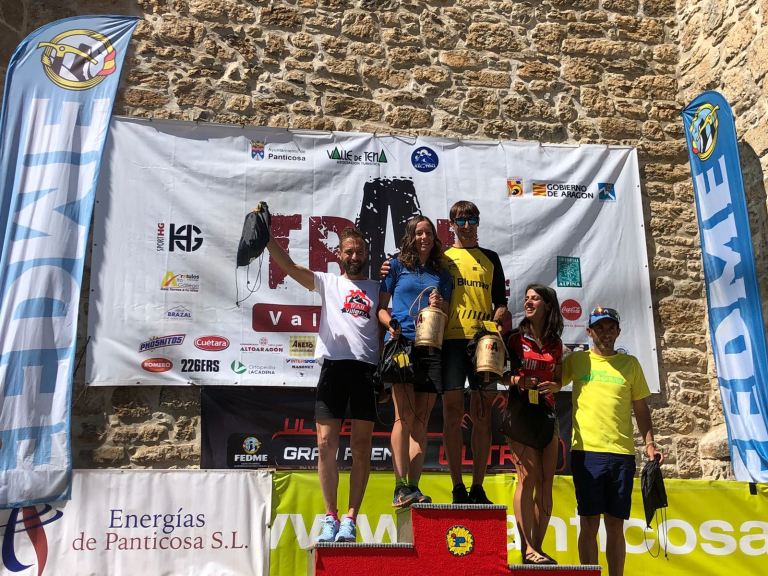 José Antonio Mena en el podio