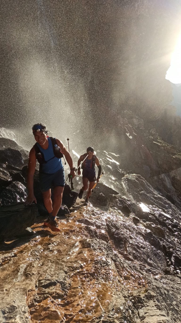 8e4a7975-2ac7-4ac0-8217-98a90a631c08