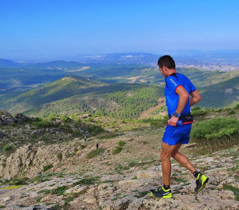  XLII Cross Nocturno Ciudad de Villena – Pujada al Montcabrer 2024- Trail nocturno faldas del Puig Campana